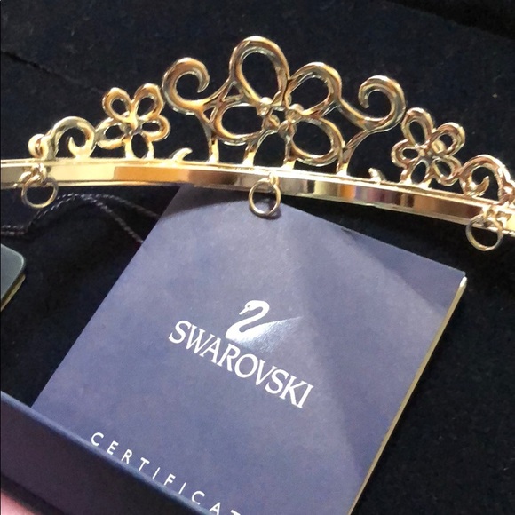 Brand new Swarovski Crystal tiara - Picture 3 of 5